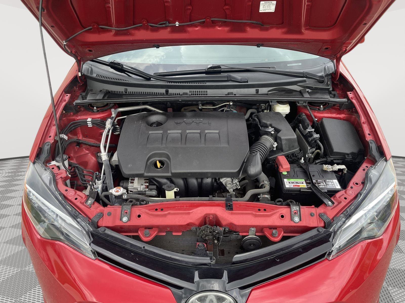 Used 2018 Toyota Corolla LE FWD image 13