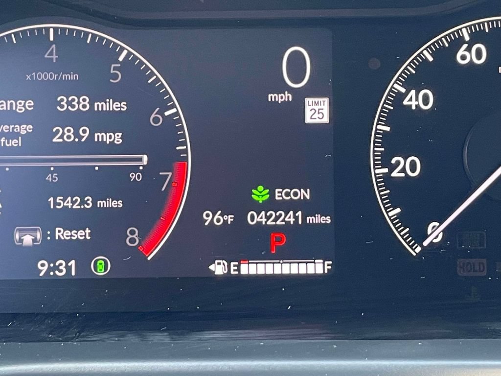 Used 2023 Honda HR-V LX image 19