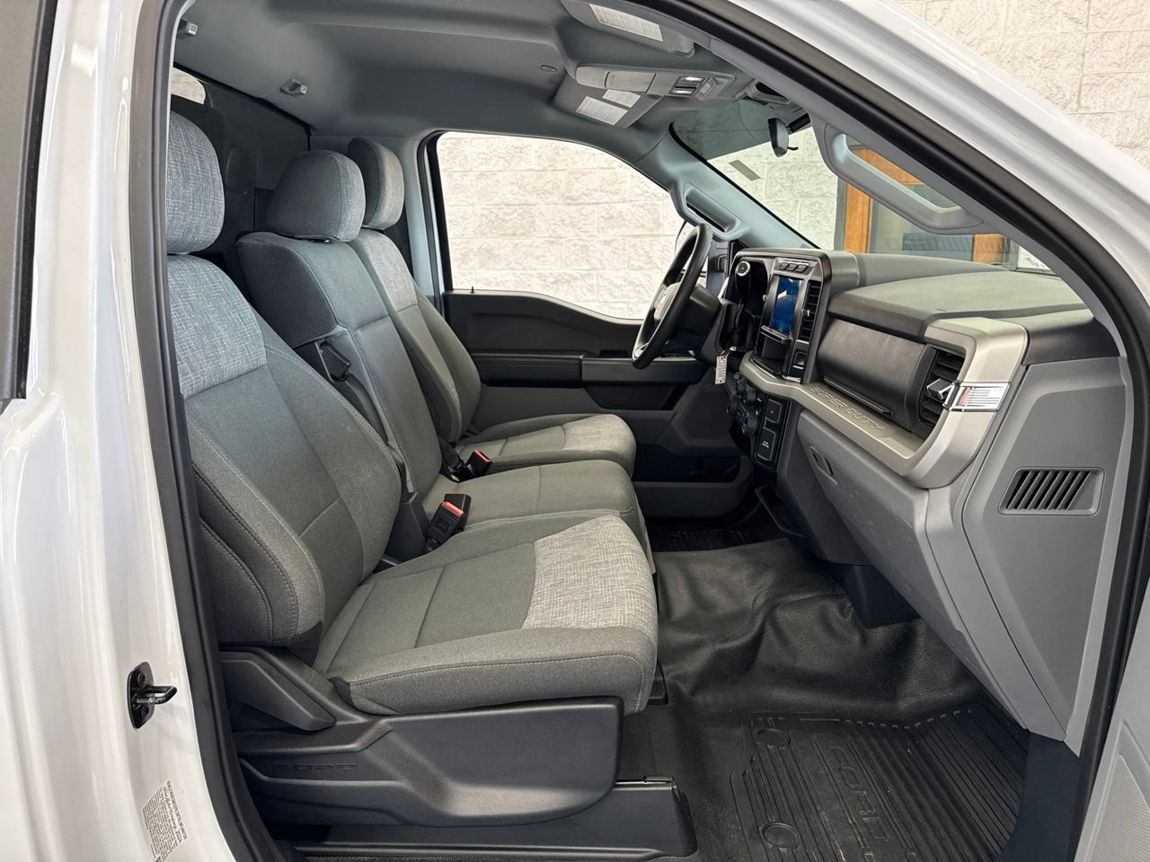Used 2024 Ford F350 XLT AWD/4WD image 37
