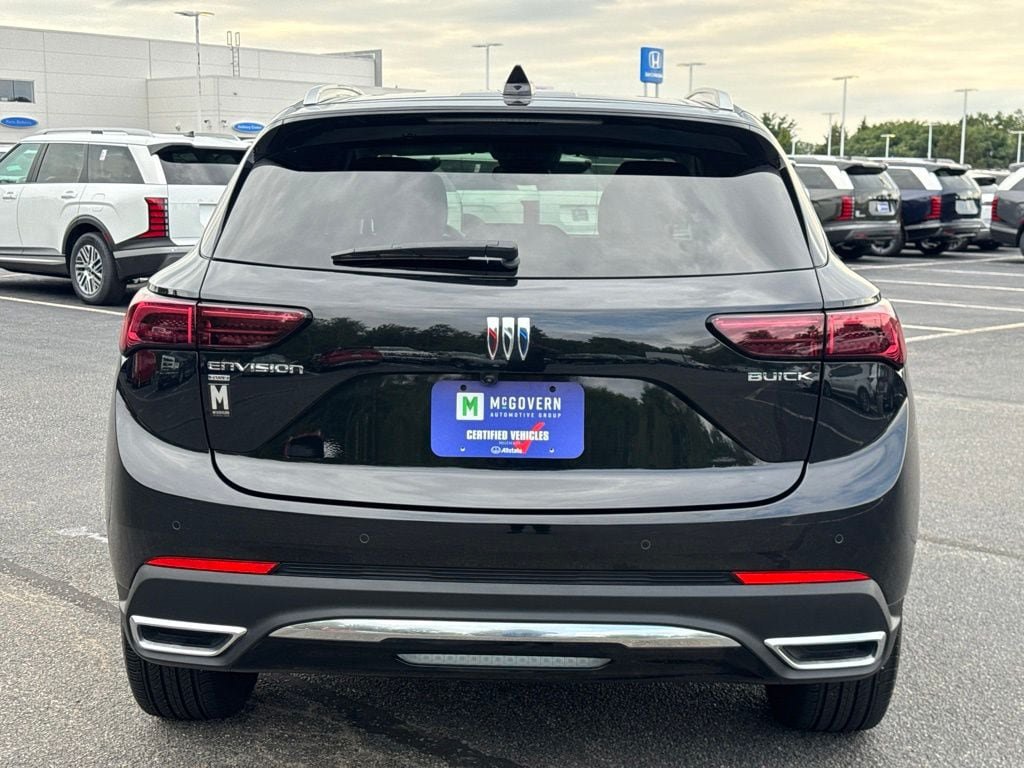 Used 2025 Buick Envision Preferred AWD/4WD image 7