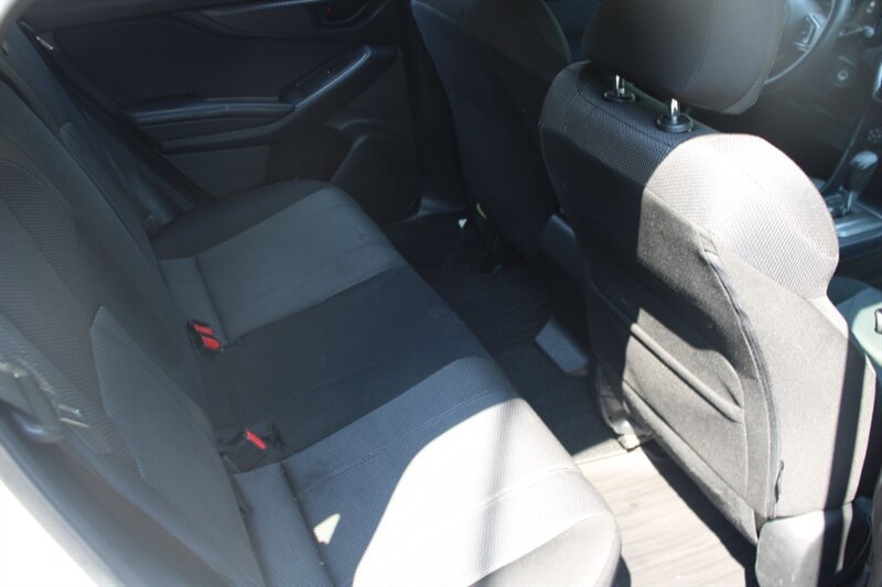 Used 2017 Subaru Impreza 2.0i Premium w/ BSD & Rcta/SRF/Eyesight AWD/4WD image 6