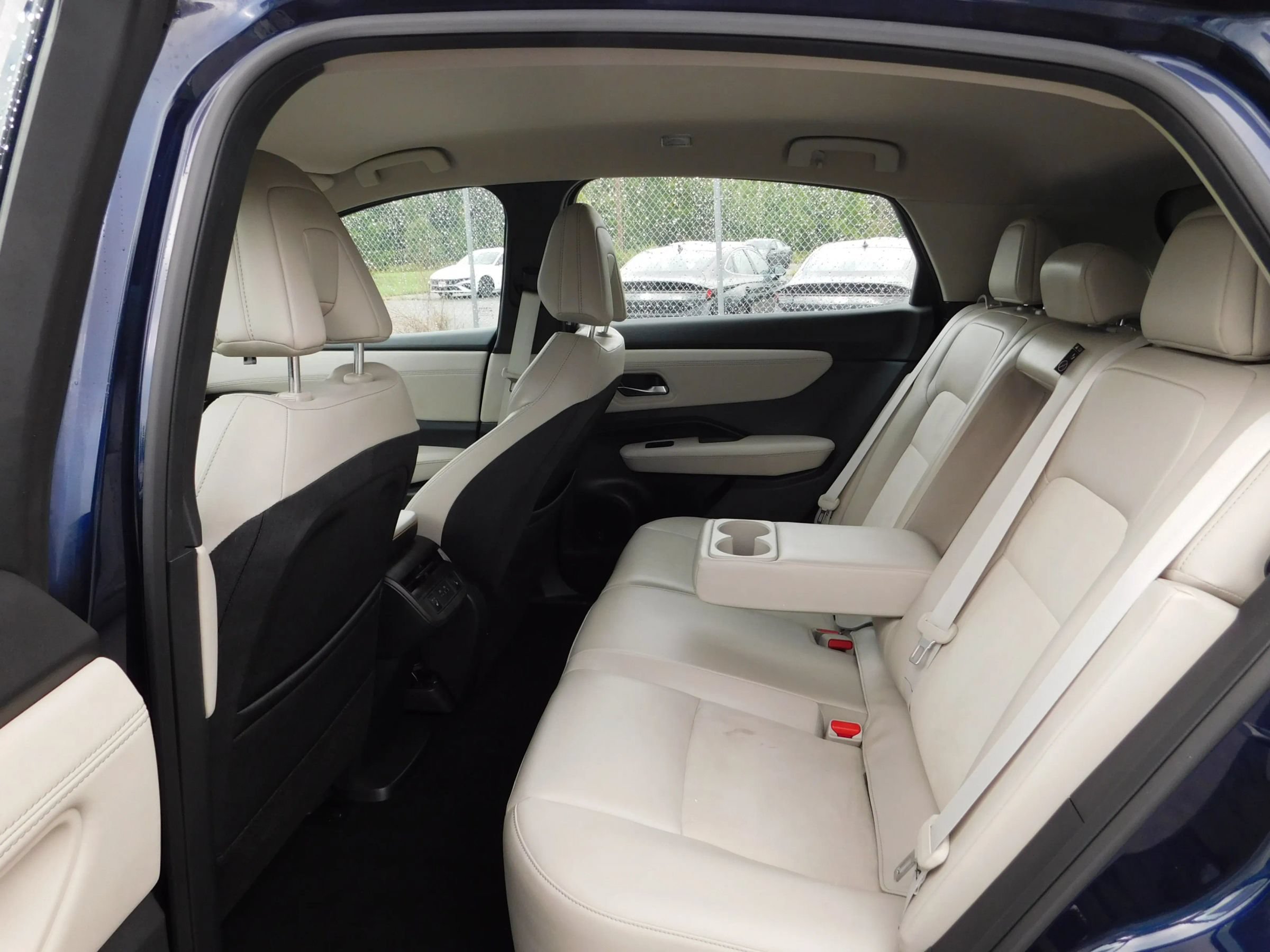 Used 2023 Nissan Ariya FWD image 13