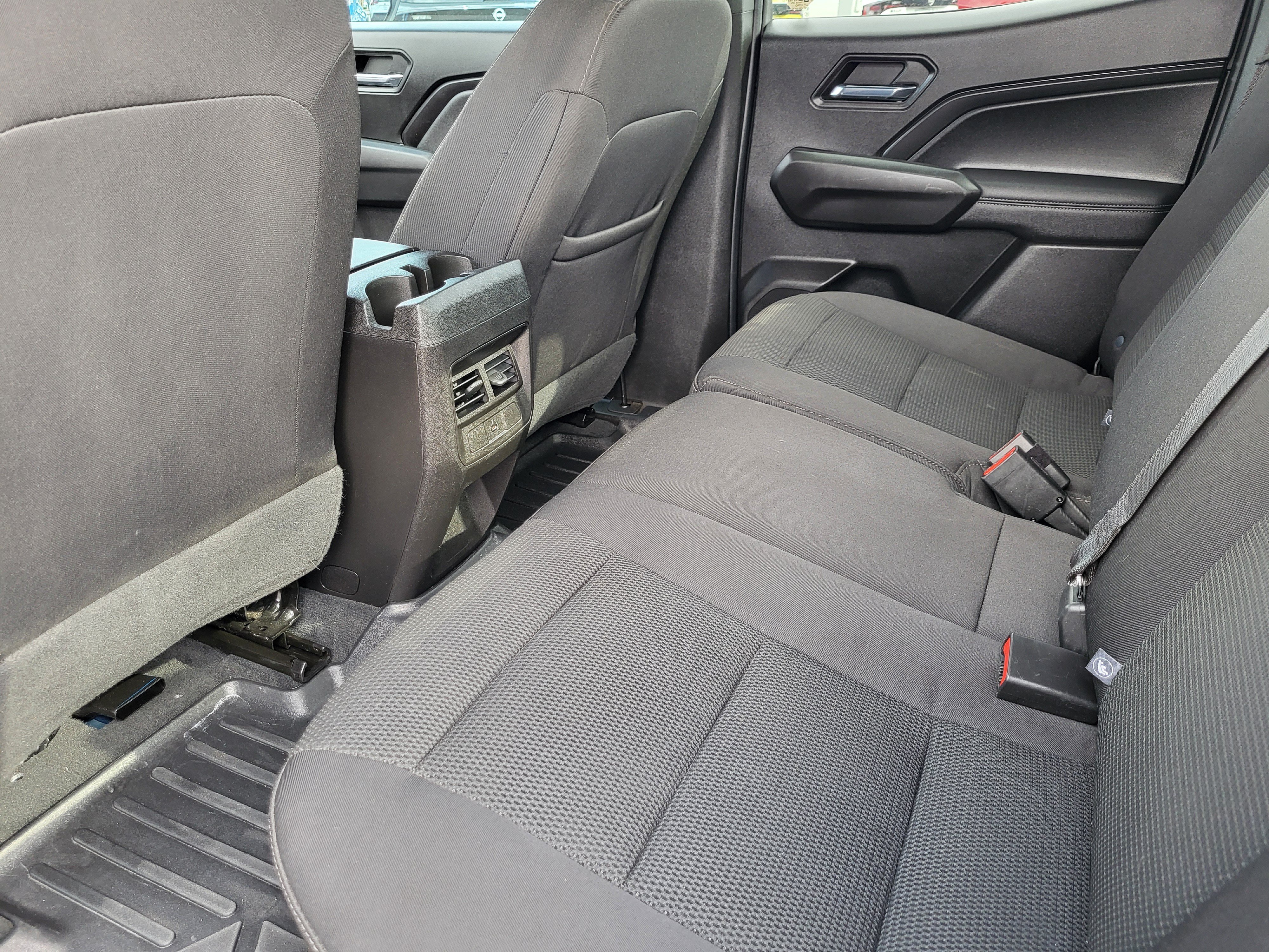 Used 2023 Chevrolet Colorado LT AWD/4WD image 24