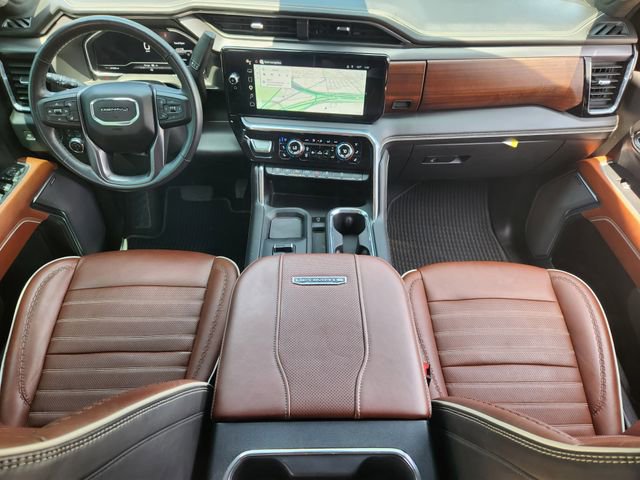 Used 2024 GMC Sierra 3500 Denali Ultimate AWD/4WD image 27