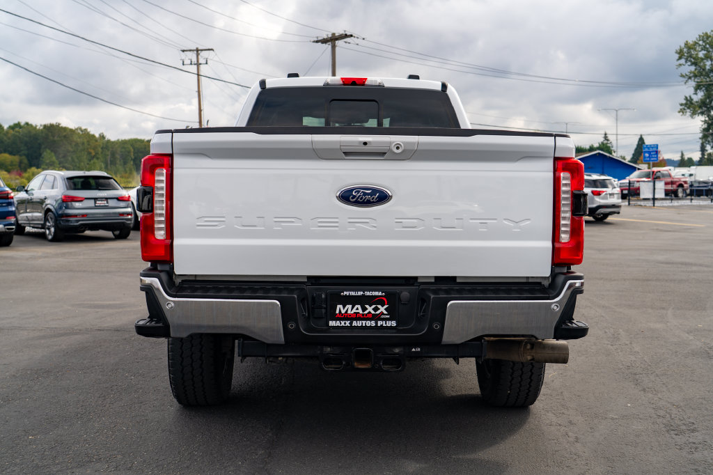 Used 2023 Ford F250 Lariat w/ FX4 Off-Road Package AWD/4WD image 10