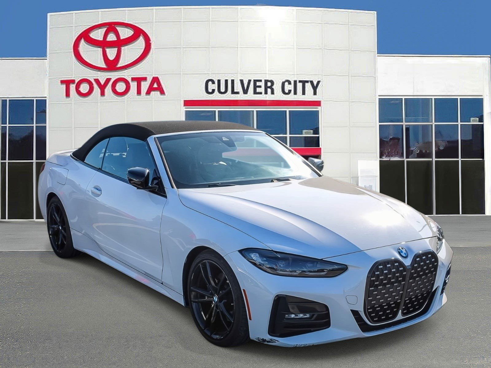 Used 2022 BMW 430i Convertible w/ M Sport Package