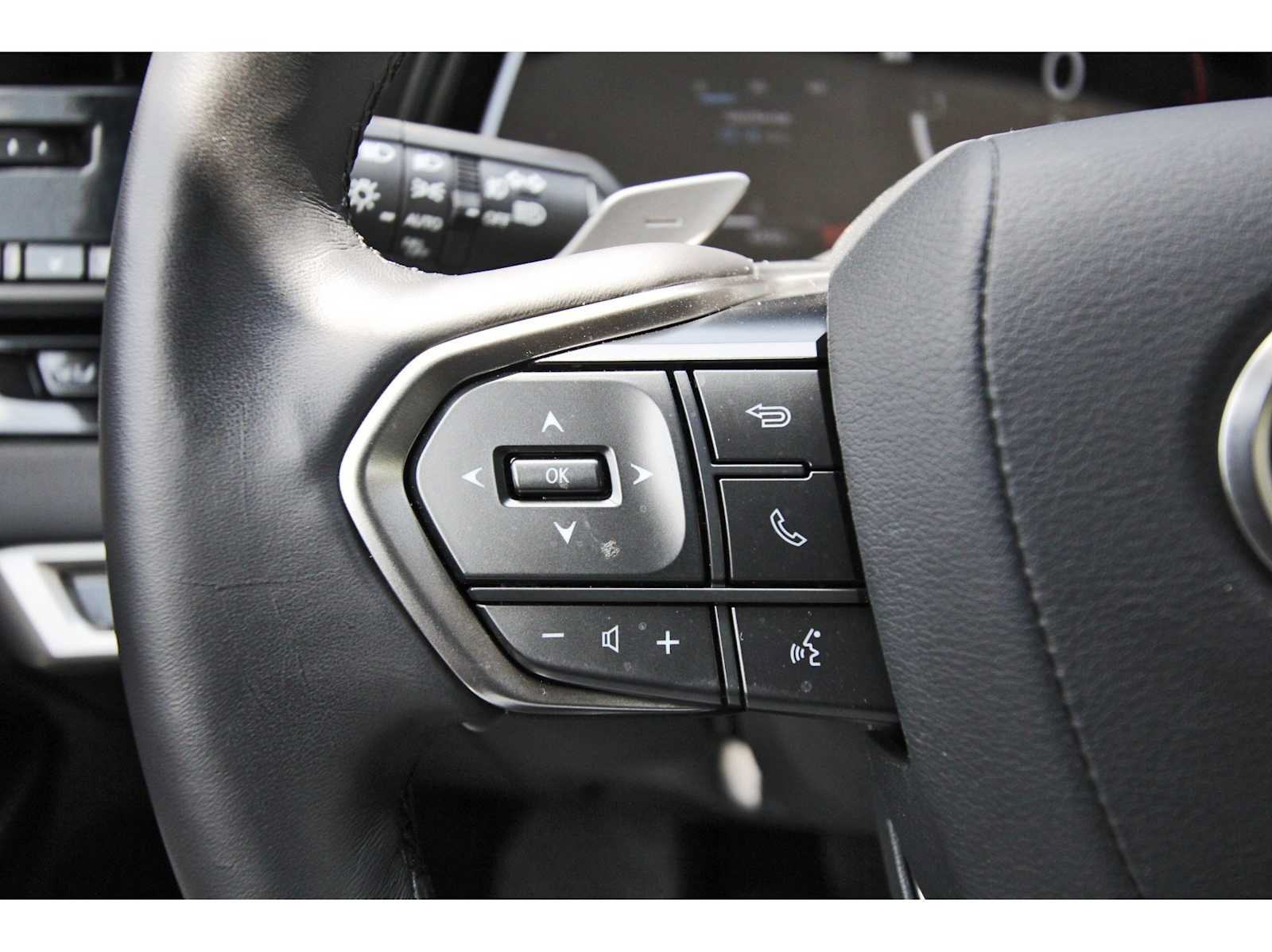 Used 2025 Lexus RX 350 Premium FWD image 15