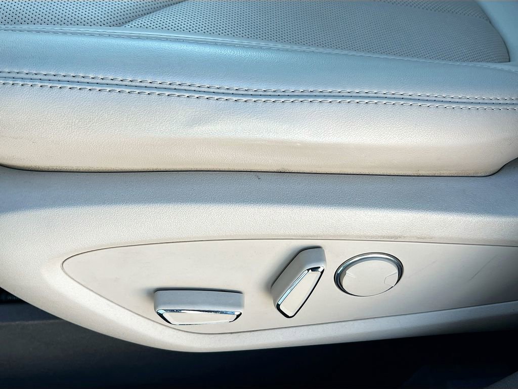 Used 2019 Lincoln Nautilus Reserve image 22