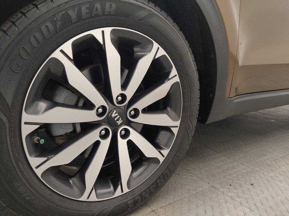 Used 2017 Kia Sportage EX image 31