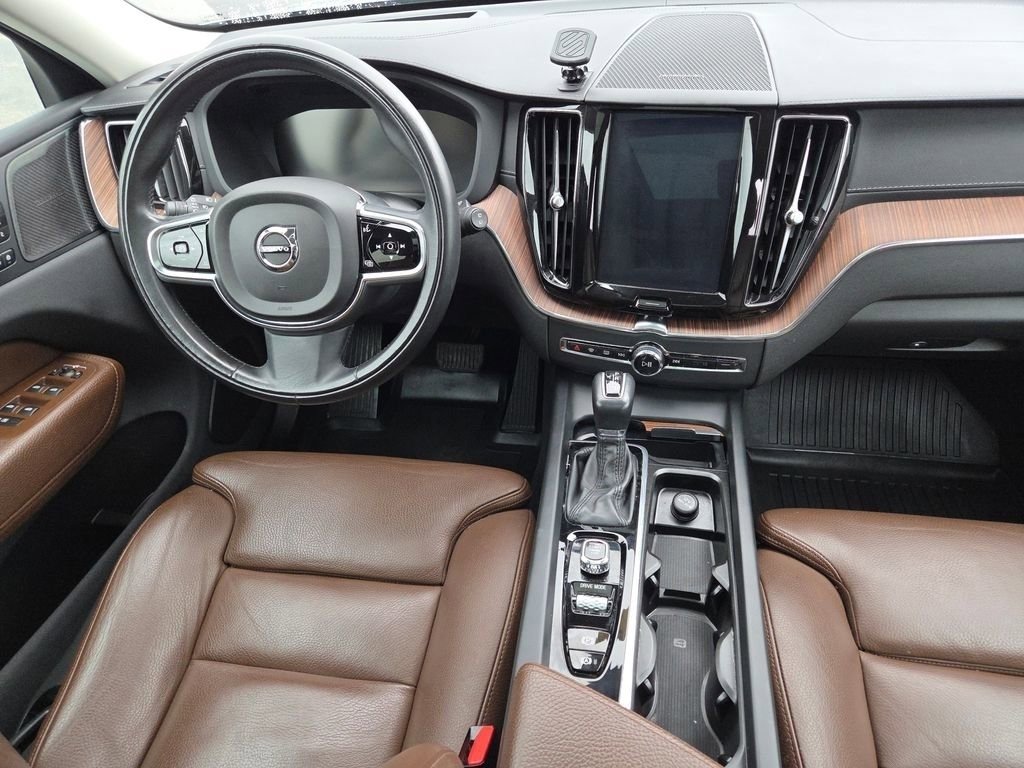 Used 2019 Volvo XC60 T5 Inscription w/ Protection Package Premier image 32