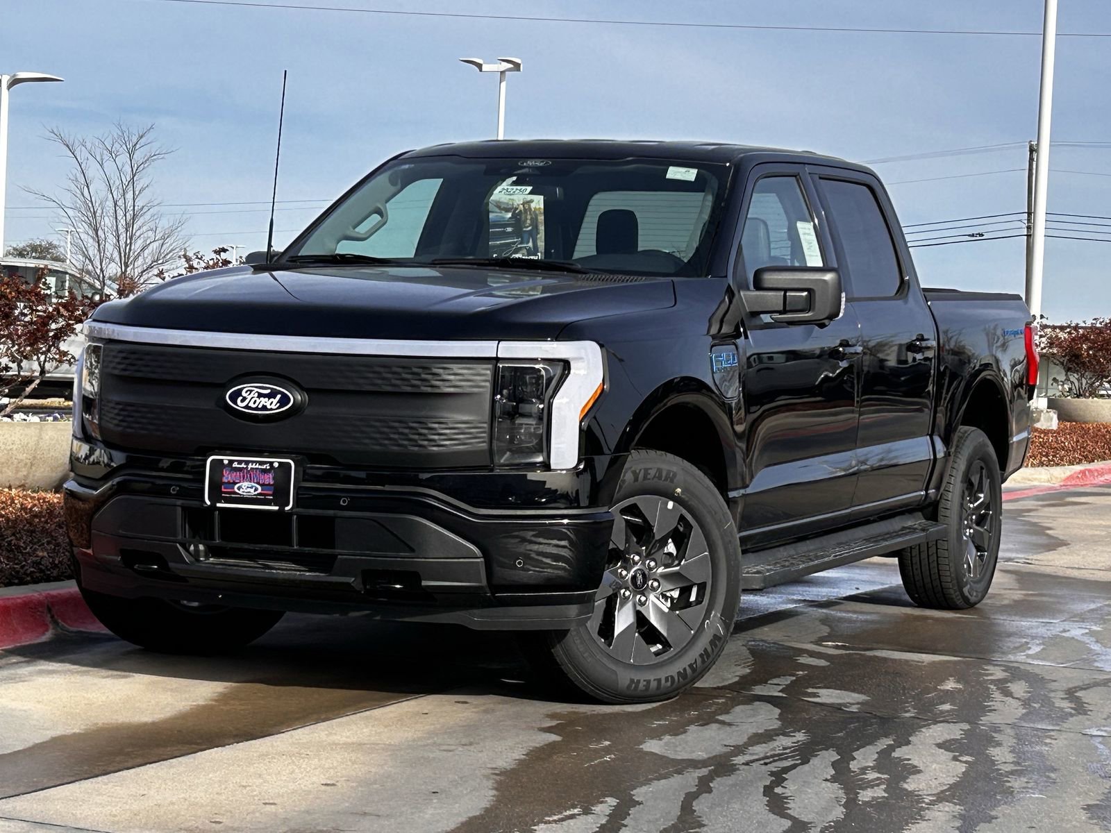 New 2025 Ford F150 Lightning Flash image 2