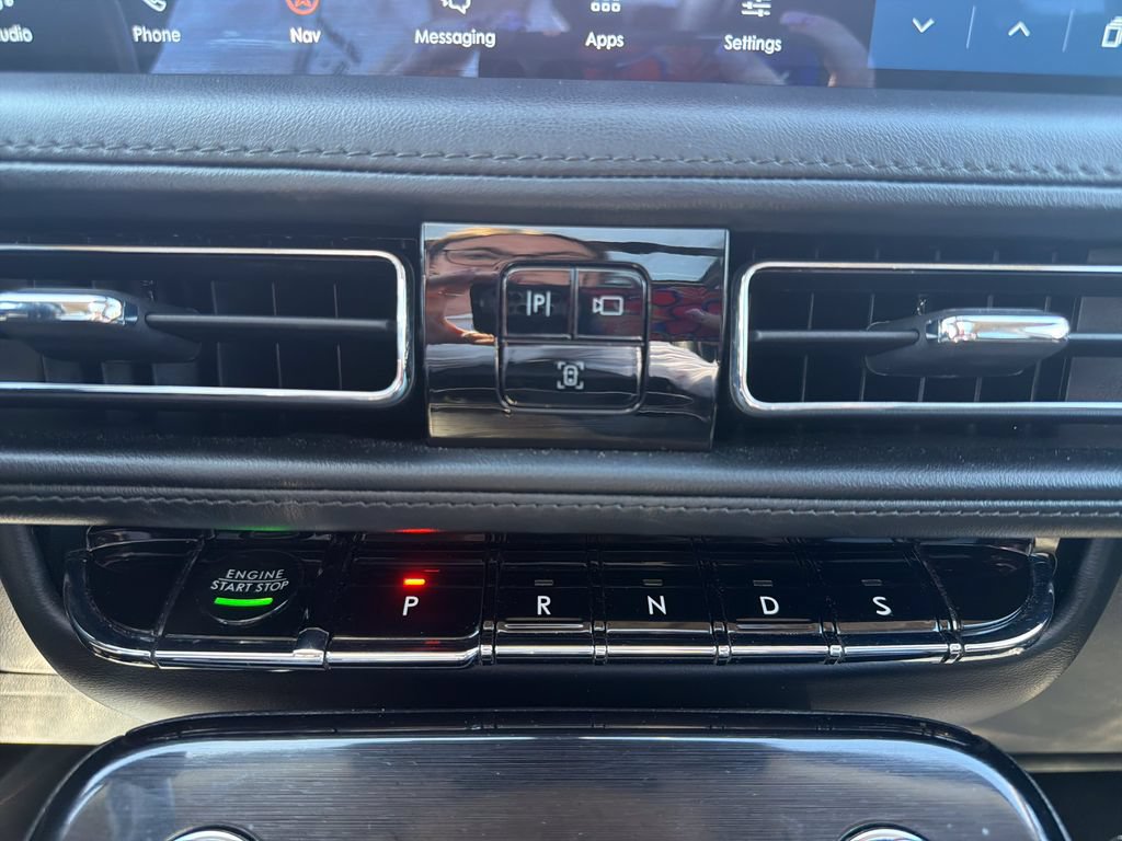 Certified 2022 Lincoln Nautilus Reserve AWD/4WD image 27