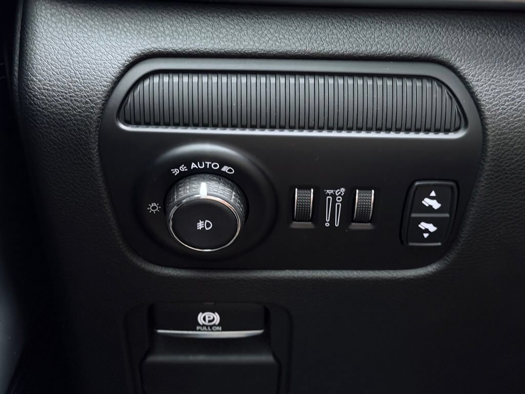 Used 2022 Jeep Grand Wagoneer Series I AWD/4WD image 46