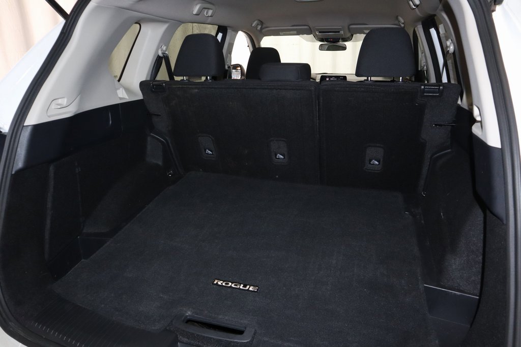 Certified 2024 Nissan Rogue S image 16