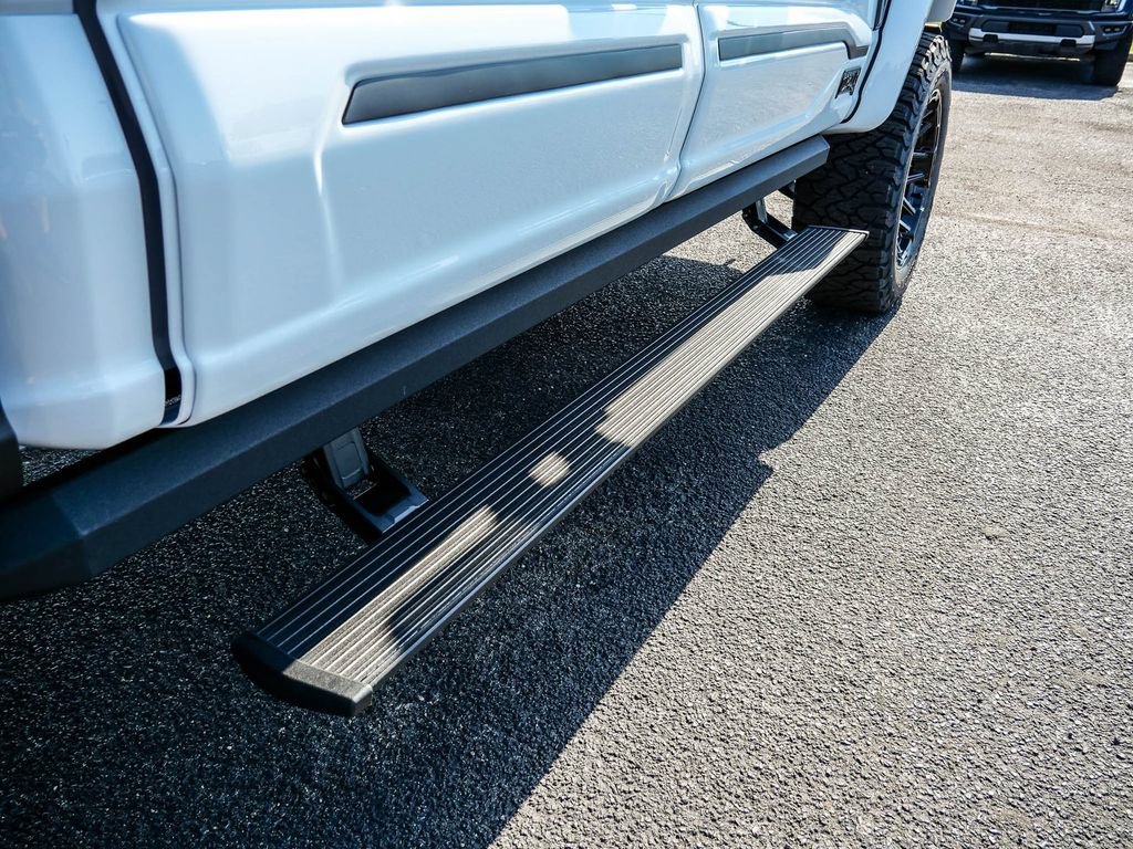 New 2026 Ford F250 Lariat w/ Black Appearance Package AWD/4WD image 21