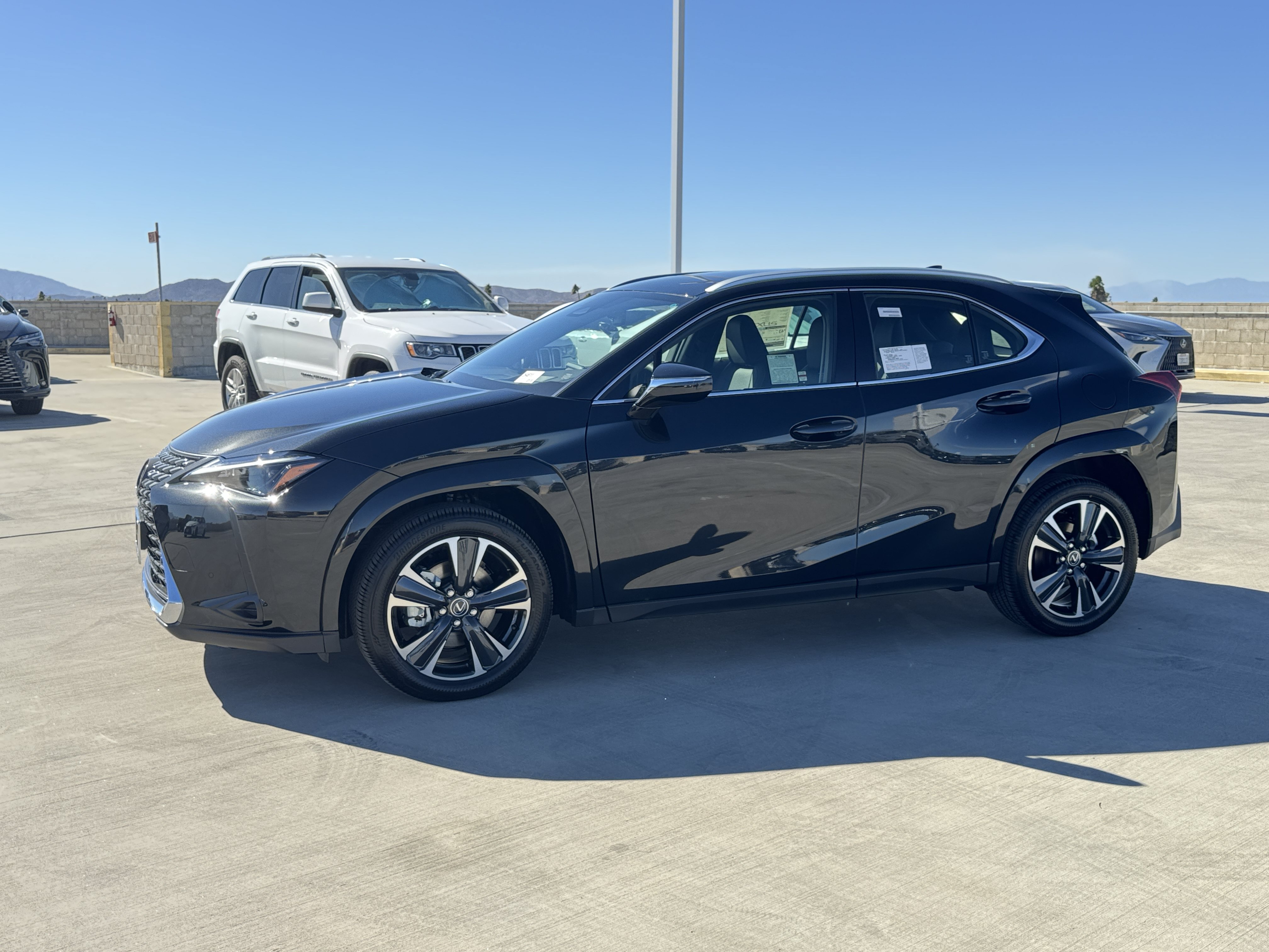 New 2026 Lexus UX 300h FWD w/ Accessory Package (2T) image 5