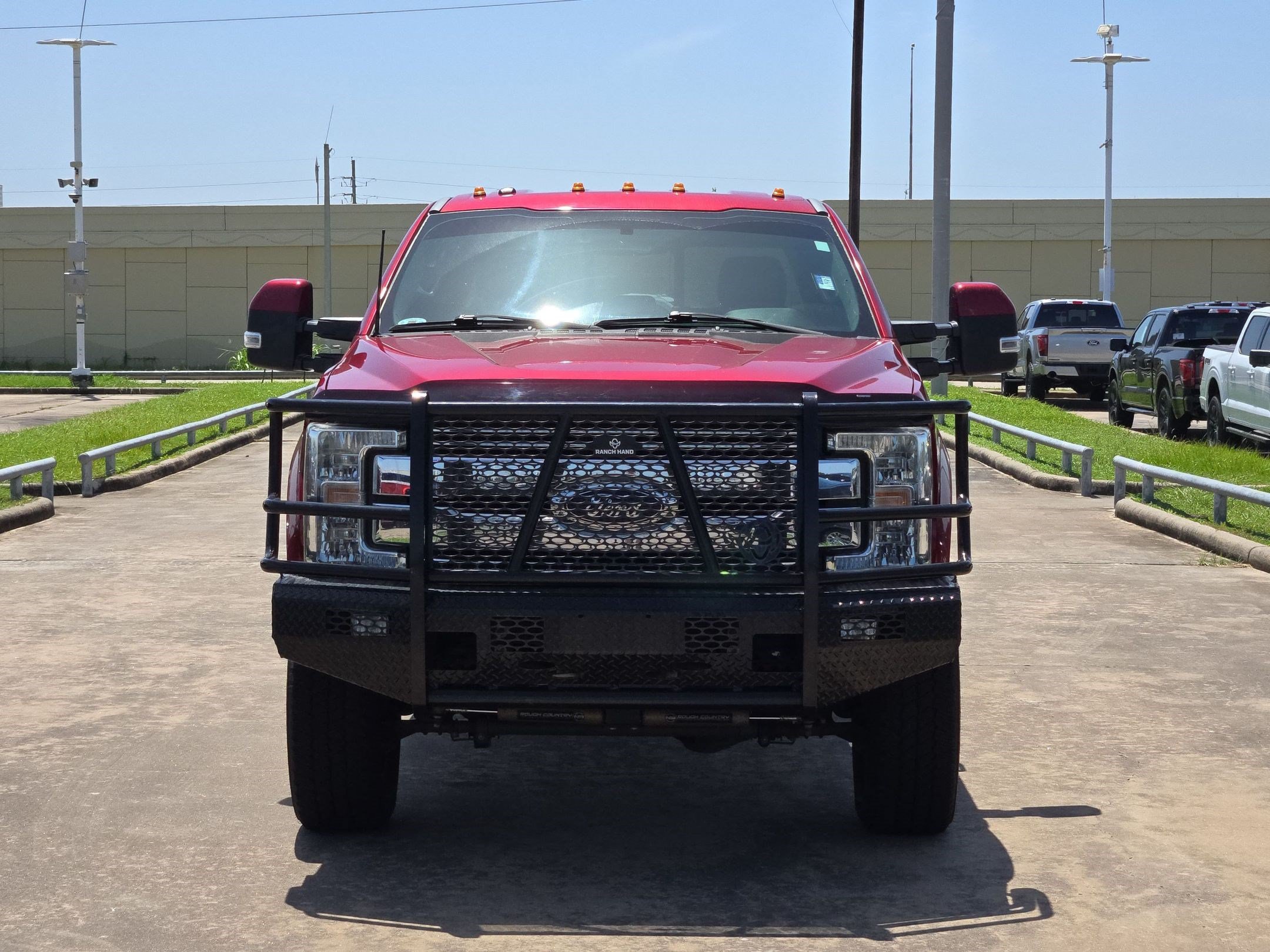 Used 2017 Ford F350 Lariat w/ FX4 Off-Road Package AWD/4WD image 9