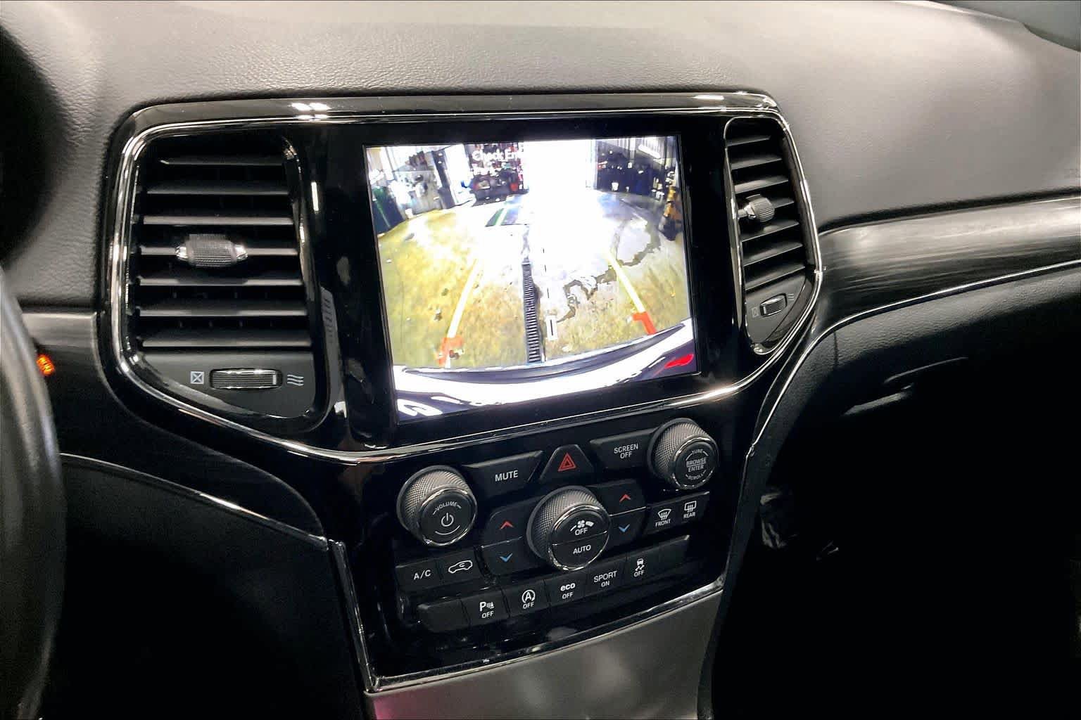 Used 2019 Jeep Grand Cherokee Limited AWD/4WD image 27