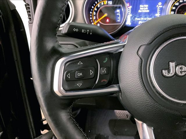Used 2018 Jeep Wrangler Unlimited Sahara AWD/4WD image 17