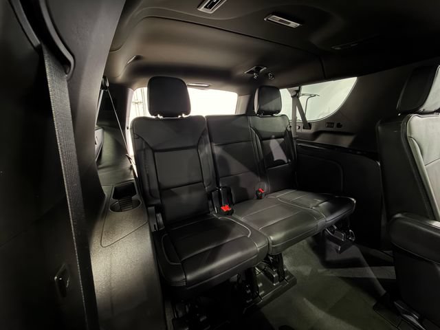 Used 2023 GMC Yukon XL Denali AWD/4WD image 15