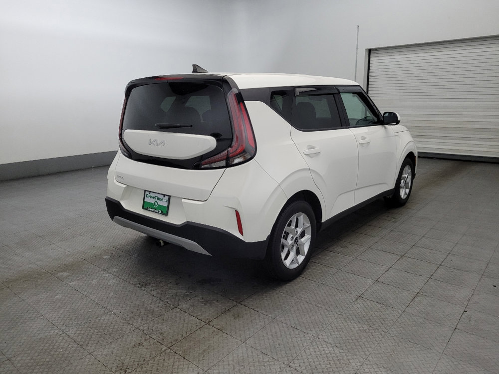 Used 2023 Kia Soul LX w/ Option Group 015 image 9