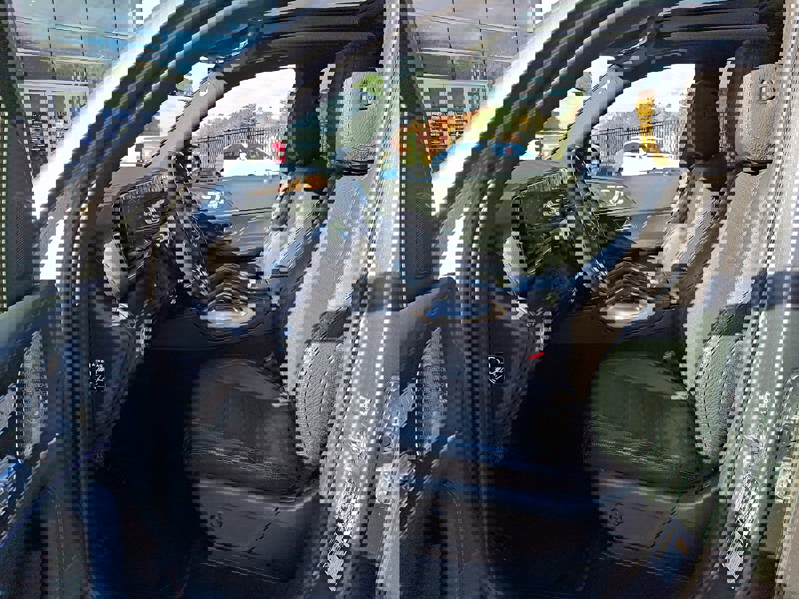 Used 2023 Mercedes-Benz GLE 350 4MATIC image 14