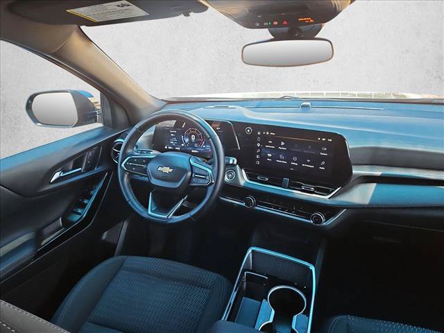 Certified 2025 Chevrolet Equinox LT AWD/4WD image 3