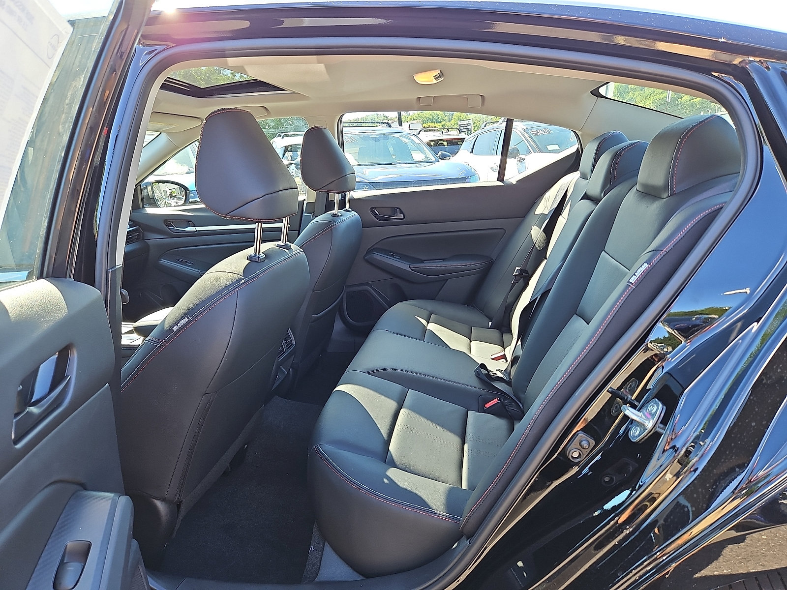 New 2026 Nissan Altima 2.5 SR FWD image 8