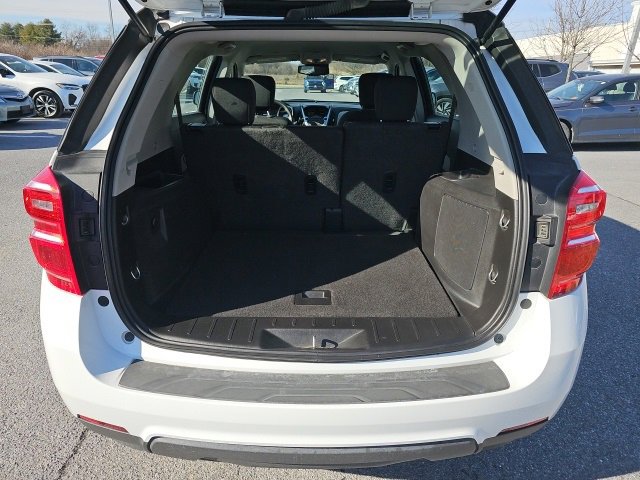 Used 2017 Chevrolet Equinox LS image 13