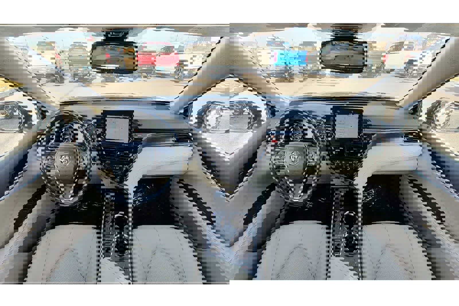 Used 2024 Toyota Camry XLE w/ Cold Weather Package image 11