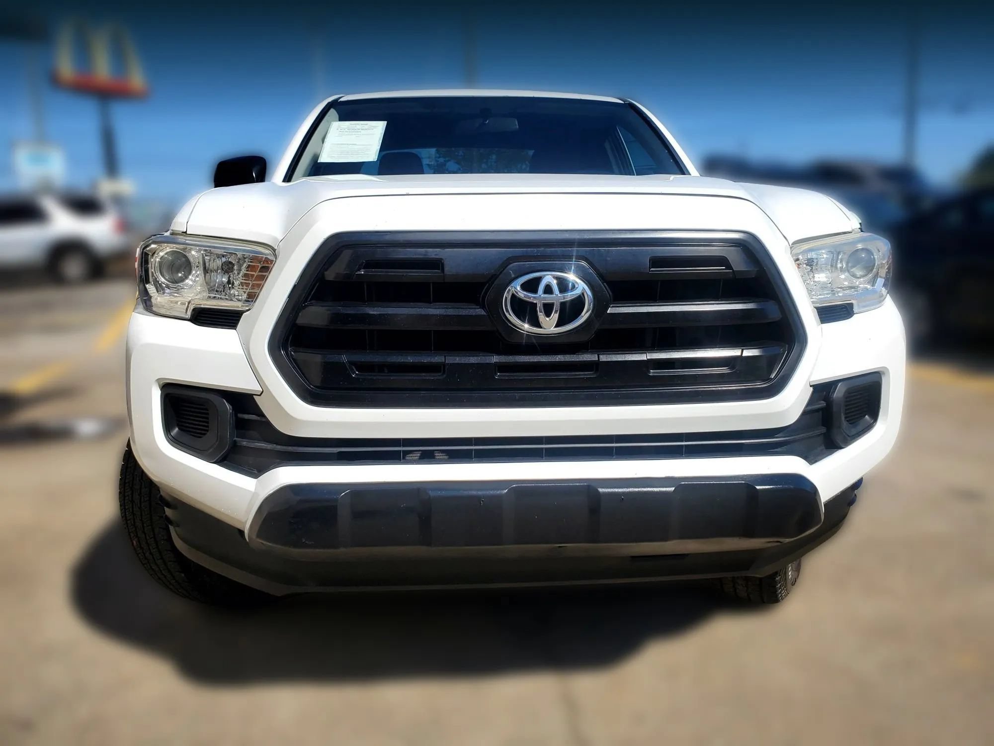 Used 2016 Toyota Tacoma SR RWD image 7