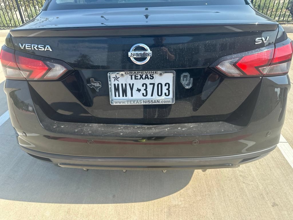 Used 2020 Nissan Versa SV FWD image 16