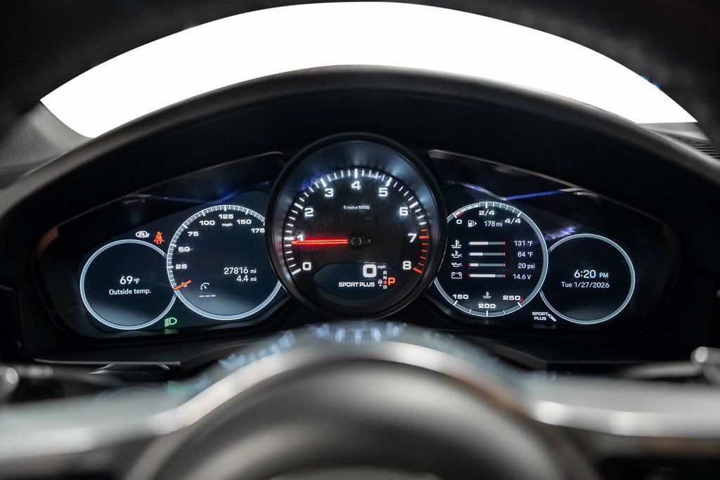 Used 2023 Porsche Cayenne Platinum Edition AWD/4WD image 45