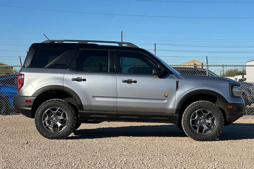 Used 2021 Ford Bronco Sport Badlands image 3