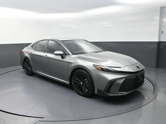Used 2026 Toyota Camry SE w/ Convenience Package FWD image 10