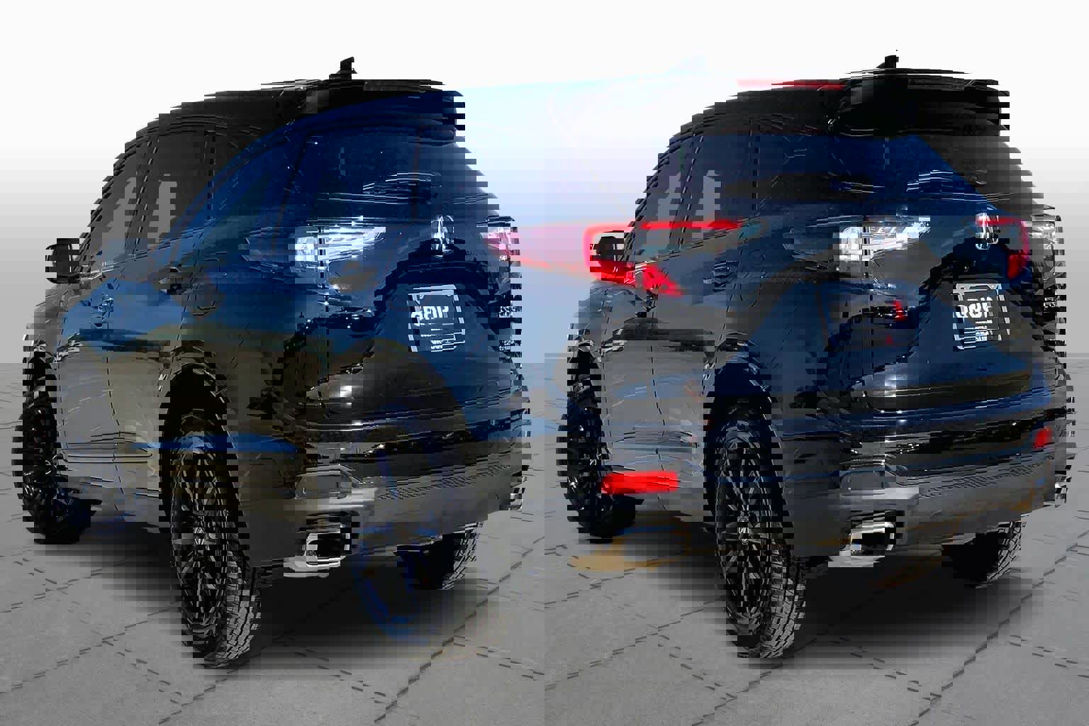 Used 2025 Acura RDX SH-AWD image 12