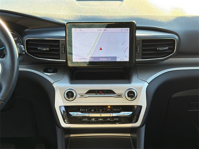 Used 2022 Ford Explorer XLT w/ Equipment Group 202A image 12