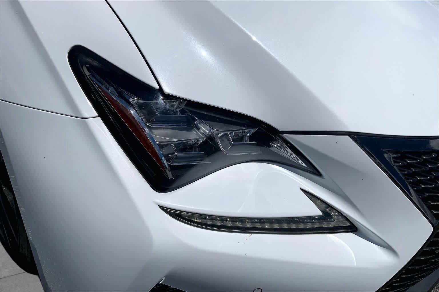 Used 2015 Lexus RC F w/ Premium Package RWD image 24
