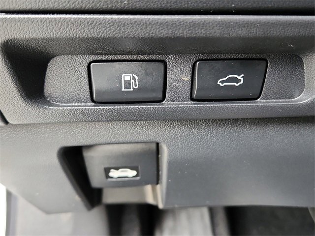 Used 2022 Lexus LS 500 AWD image 26