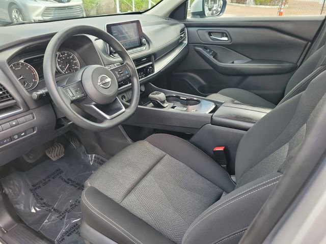 Used 2024 Nissan Rogue SV image 11