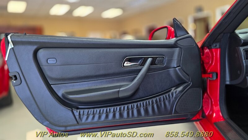 Used 2003 Mercedes-Benz SLK 32 AMG image 15