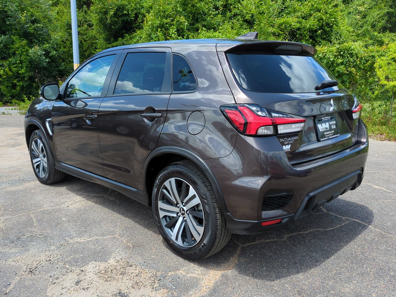 Used 2025 Mitsubishi Outlander Sport SE AWD/4WD image 7