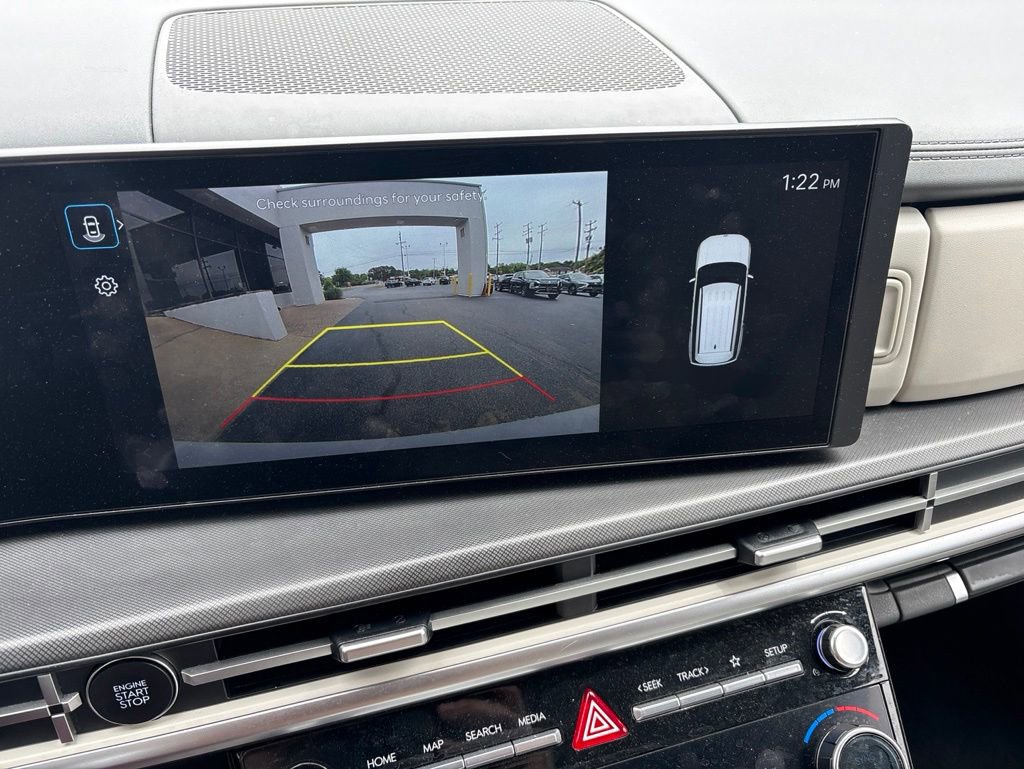 Used 2025 Hyundai Santa Fe SEL FWD image 24