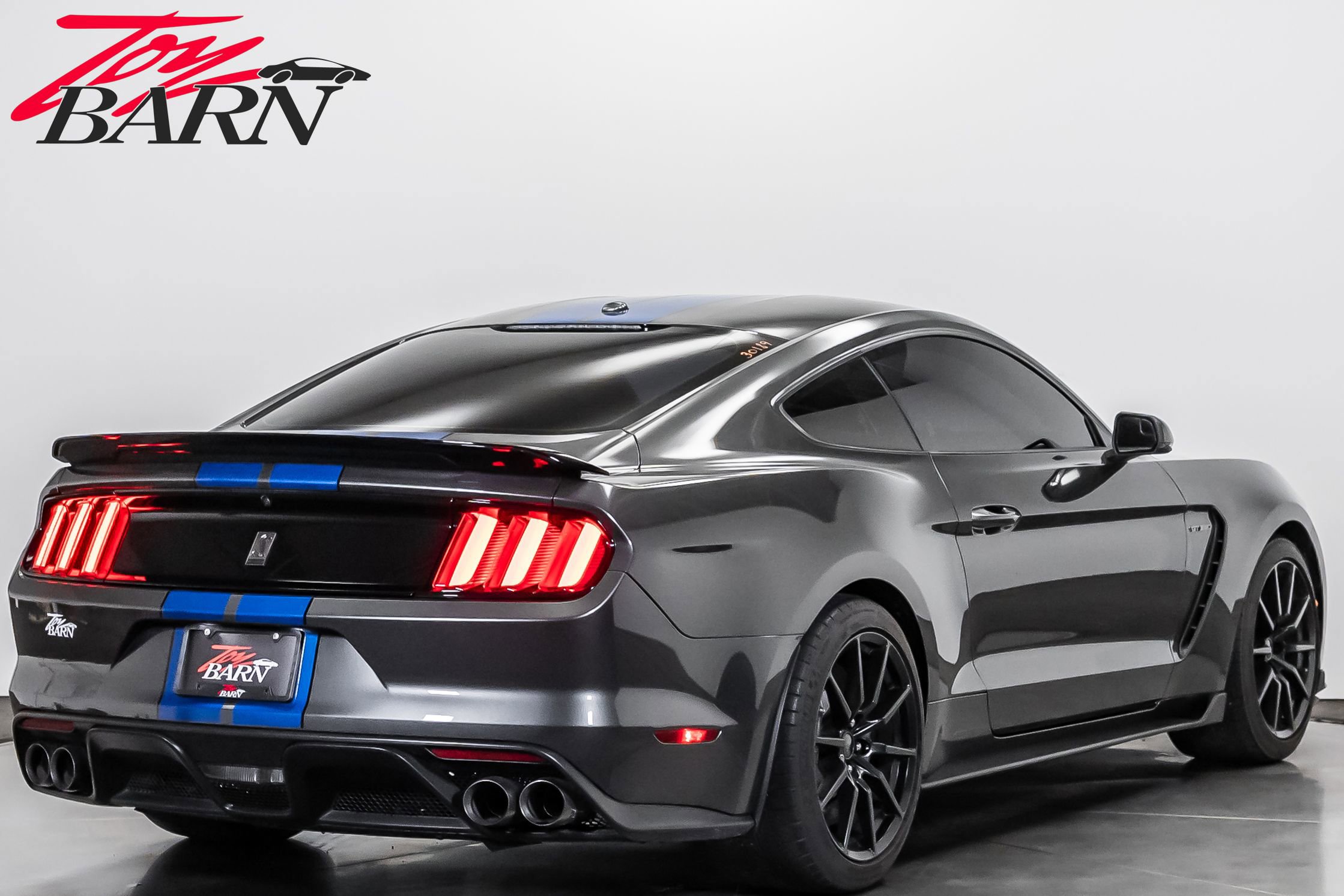 Used 2018 Ford Mustang Shelby GT350 w/ Electronics Package image 5