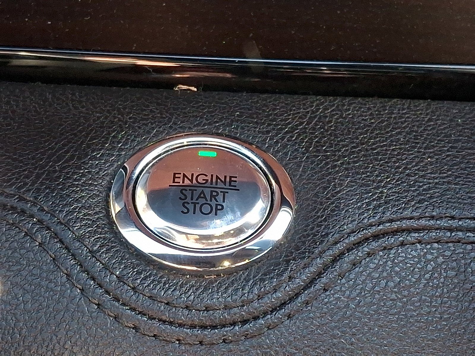 Certified 2020 Lincoln Navigator Reserve w/ Luxury Package image 24