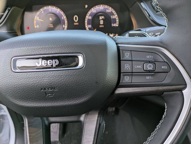 New 2026 Jeep Grand Cherokee Altitude AWD/4WD image 20