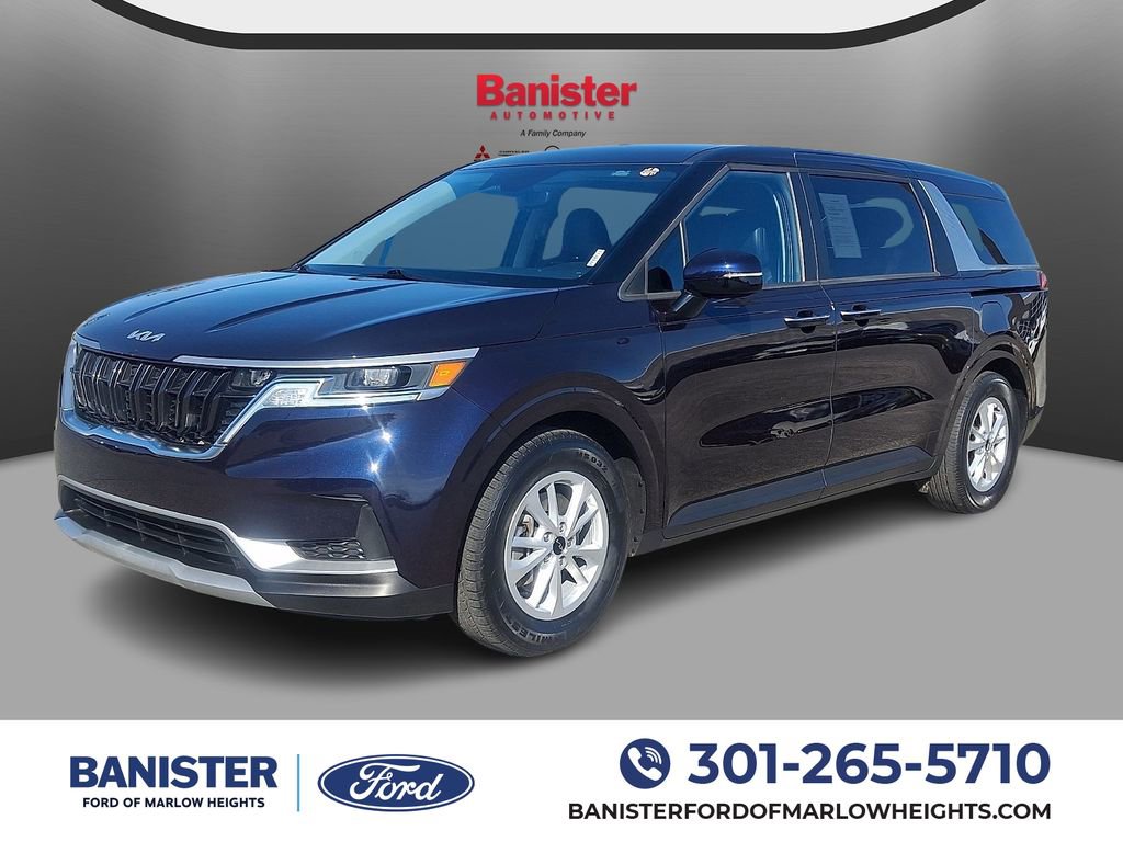 Used 2022 Kia Carnival LX image 1