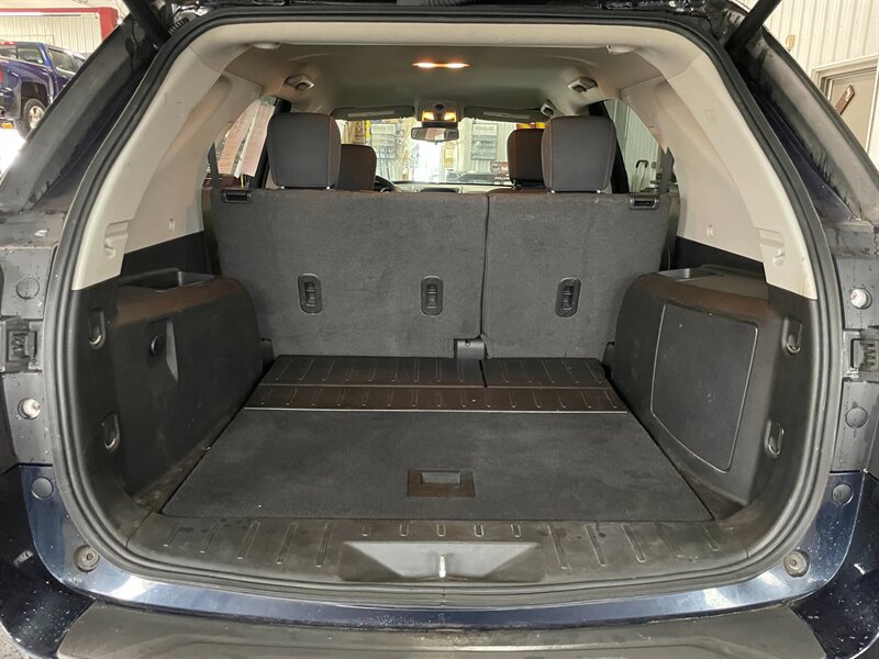 Used 2016 Chevrolet Equinox LT w/ LT Convenience Package AWD/4WD image 19