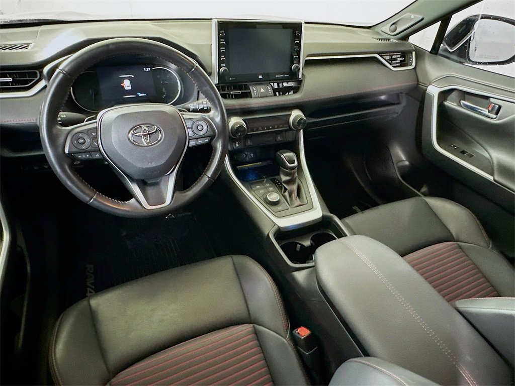 Used 2021 Toyota RAV4 XSE image 15