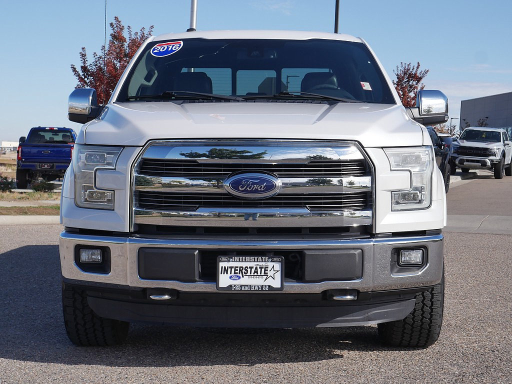 Used 2016 Ford F150 Lariat w/ Equipment Group 502A Luxury AWD/4WD image 9